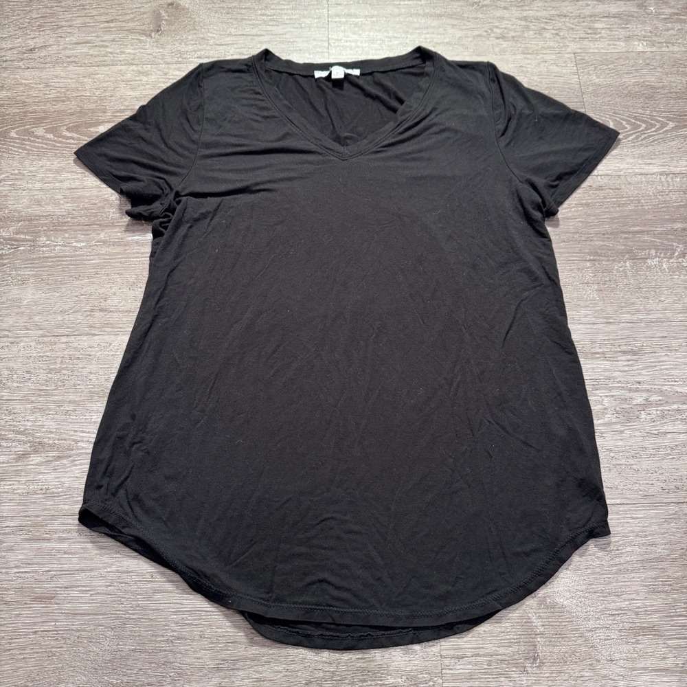 Green Envelope Shirt Womens M Black Jersey V Neck Curved Hem Casual Basic Tee